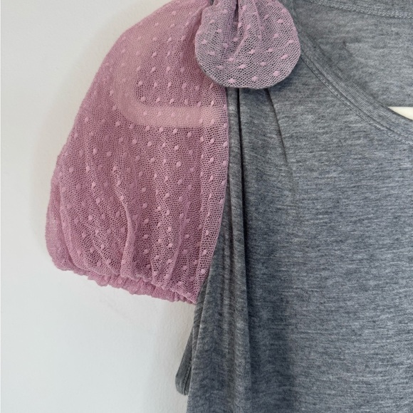 RED Valentino Gray Tee with Pink Puffed Sleeve Bows - Picture 3 of 14